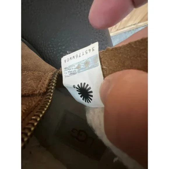 UGG Benson II Brown Leather Side Zip Wool Lined Ankle Boots Women’s Size 8 - Picture 12 of 14